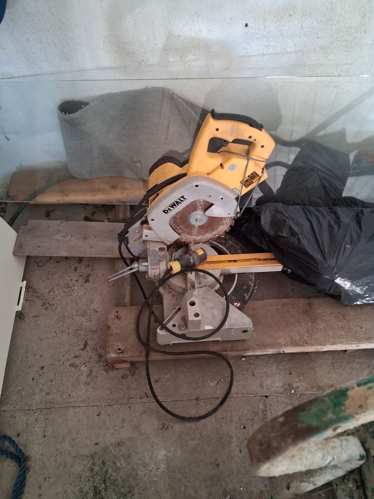 Dewalt drop saw