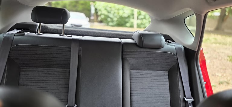 2015 Vauxhall Astra 1.6i Excite Euro 6 5dr HATCHBACK Petrol Manual