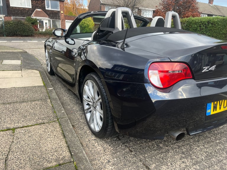 BMW, Z4, Convertible - can deliver locally 