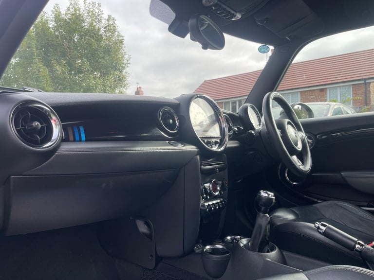 2013 MINI Hatch 2.0 Cooper SD Bayswater Euro 5 (s/s) 3dr HATCHBACK Diesel Manual