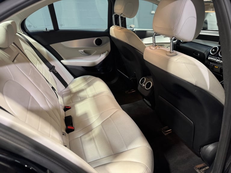 2014 Mercedes-Benz C-Class C200 Sport 4dr SALOON Petrol Manual