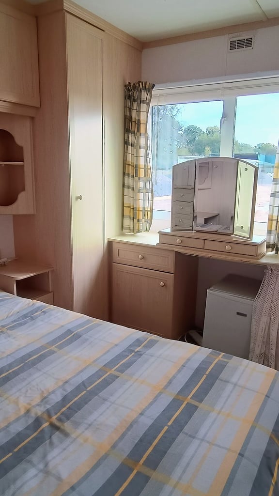 **Static caravan to rent long term**