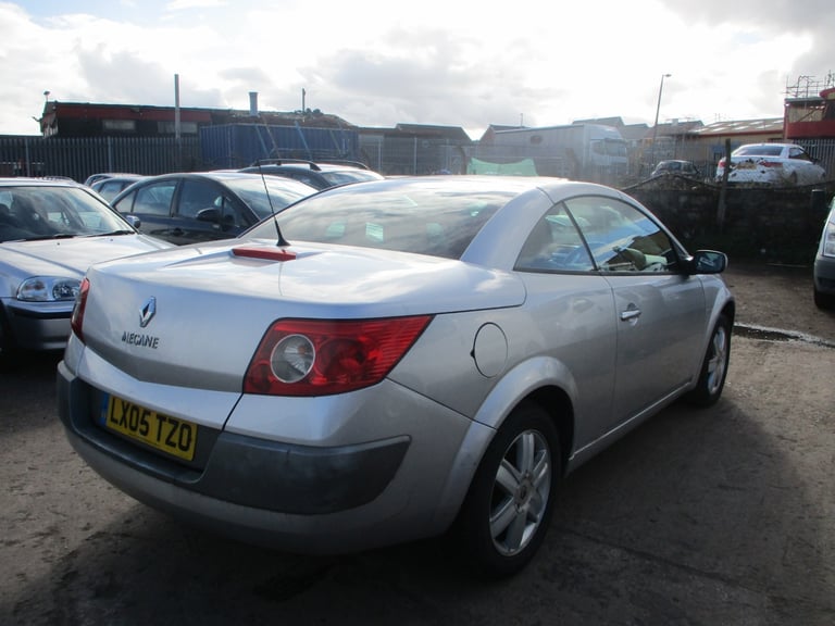 RENAULT MEGANE DYNAMIQUE  1.9 DIESEL CONVERTIBLE