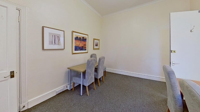 5 bedroom flat in Holburn Street, Holburn, Aberdeen, AB10 7LJ