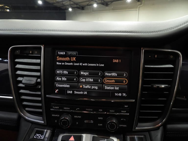 2013 63 PORSCHE PANAMERA 3.0D V6 HATCHBACK 5DR DIESEL TIPTRONICS EURO 5 (S/S) (2