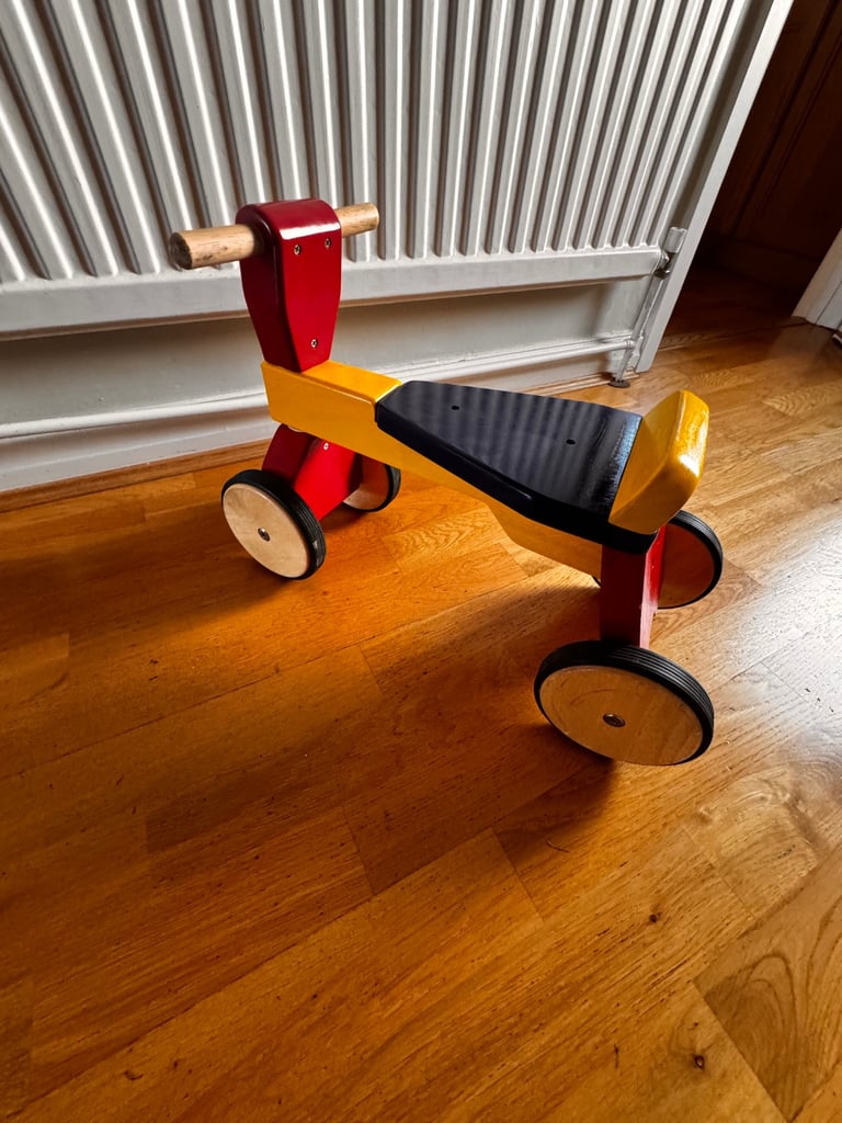 Wooden toddler’s trike
