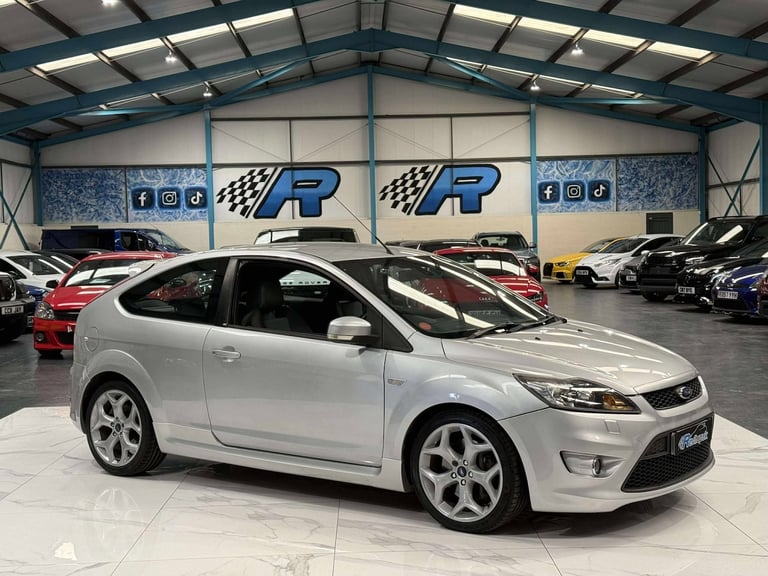 image for 2011 Ford Focus 2.5 ST-2 3dr HATCHBACK Petrol Manual