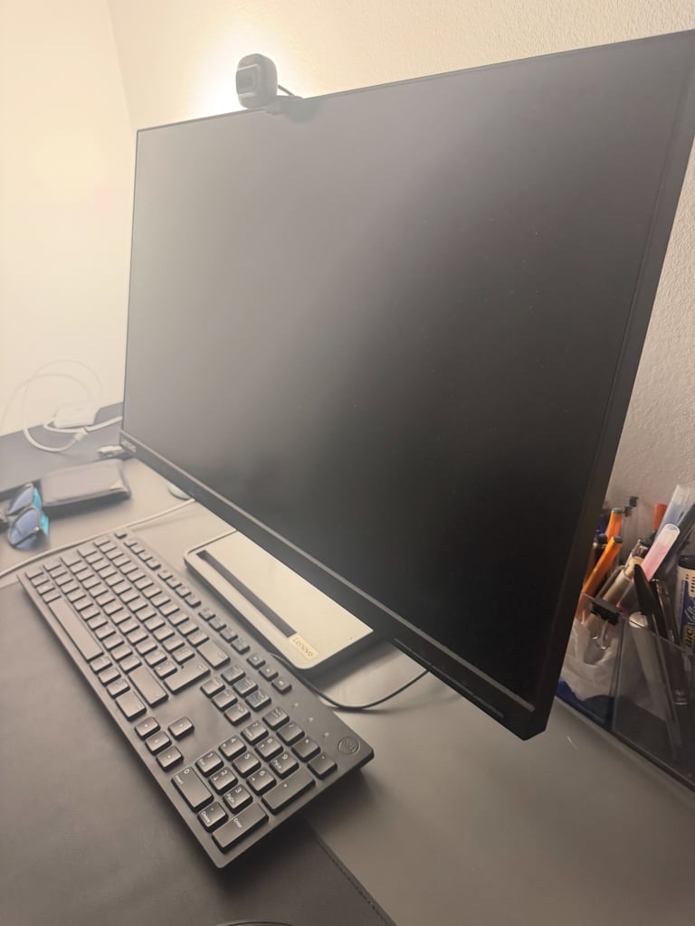 Lenovo 4K 28 Inch Monitor 60hz UHD