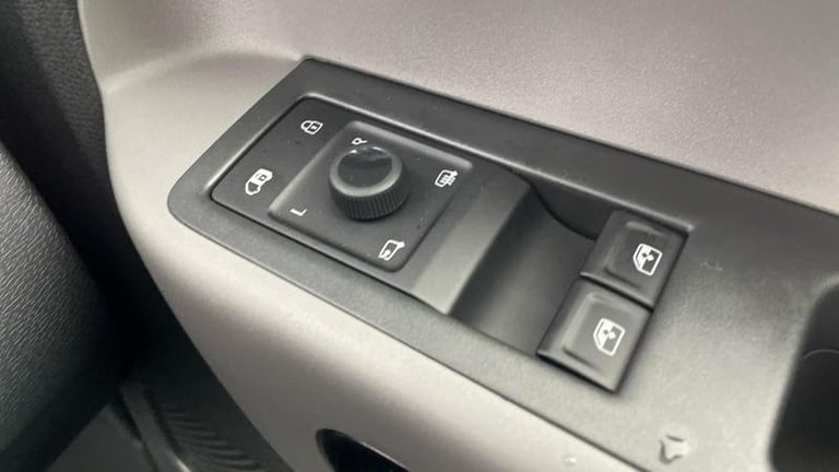 2025 Volkswagen ID. Buzz Cargo 210kW Commerce Plus 79kWh Auto Automatic Panel Van Electric Automatic