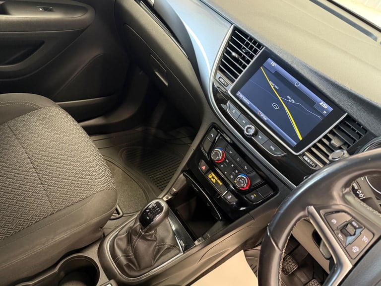 2018 Vauxhall Mokka X 1.4i Turbo ecoTEC Design Nav Euro 6 (s/s) 5dr HATCHBACK Petrol Manual