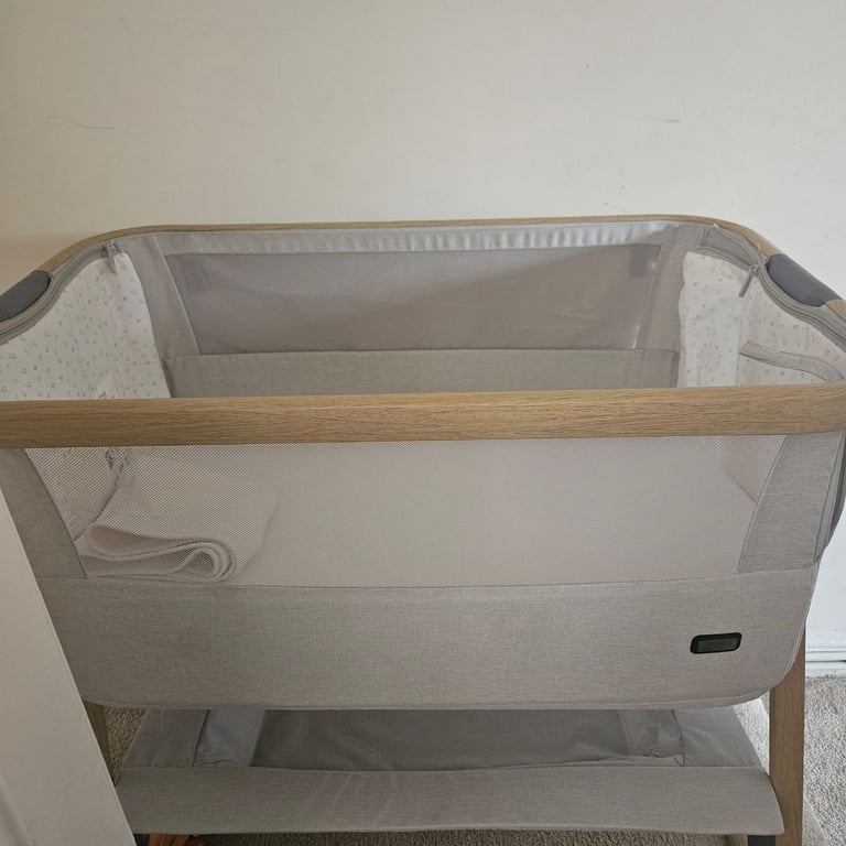image for TUTTI BAMBINI COZEE BED SIDE CRIB