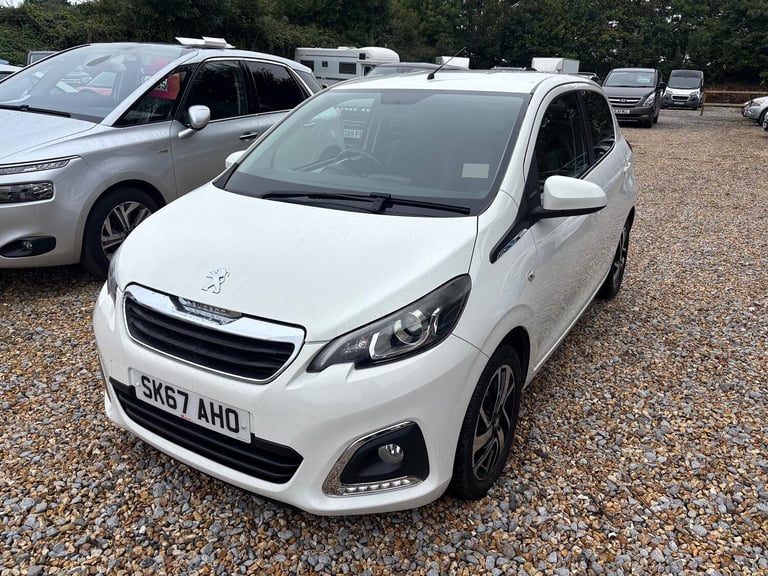 image for PEUGEOT 108 1.2 PureTech Allure 2017