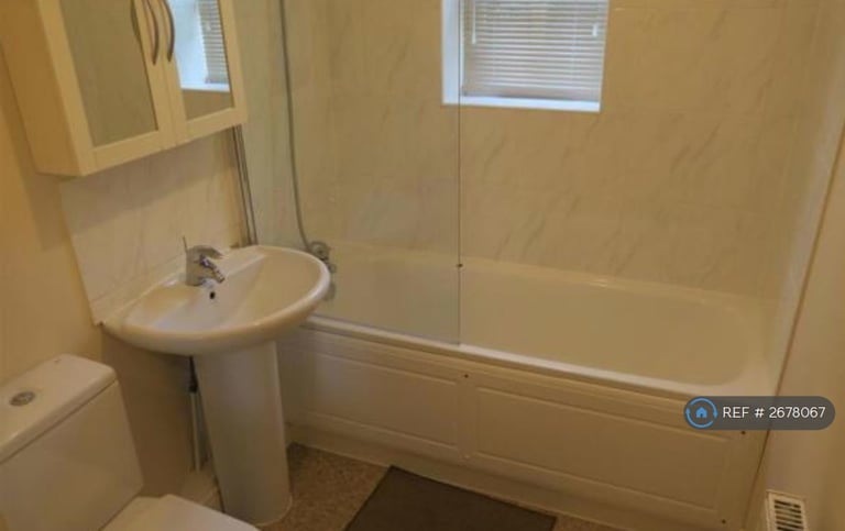 2 bedroom flat in Ship Lane, Ely, CB7 (2 bed) (#2678067)