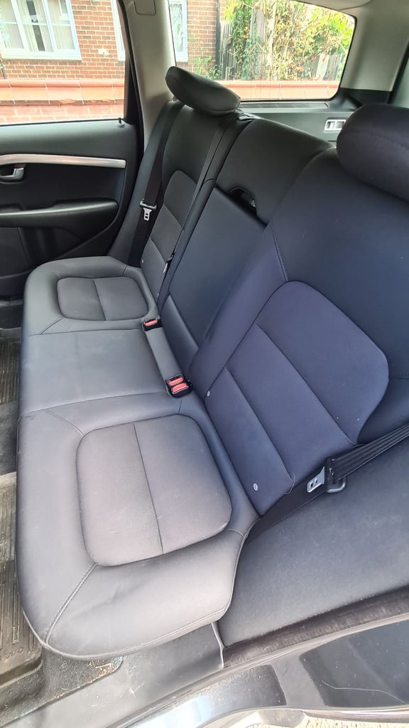 Volvo, V70, Estate, 2010, Manual, 1997 (cc),5 doors - Image 9