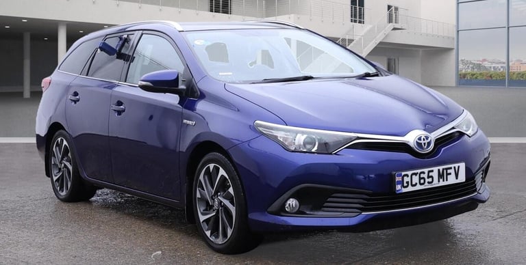 image for 2016 Toyota Auris 1.8 VVT-h Design Touring Sports CVT Euro 6 (s/s) 5dr ESTATE Petrol/Electric Hyb...