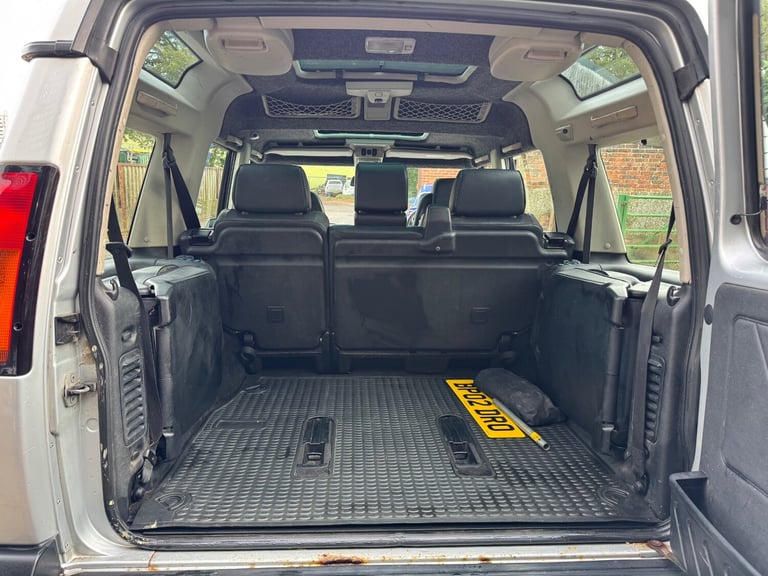 2002 Land Rover Discovery 2.5 Td5 ES 7 seat 5dr Auto ESTATE DIESEL Manual