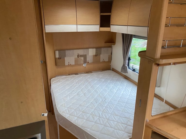 Baileys Pegasus 534 4 berth 2011 fixed bed end bathroom motor mover nice van 