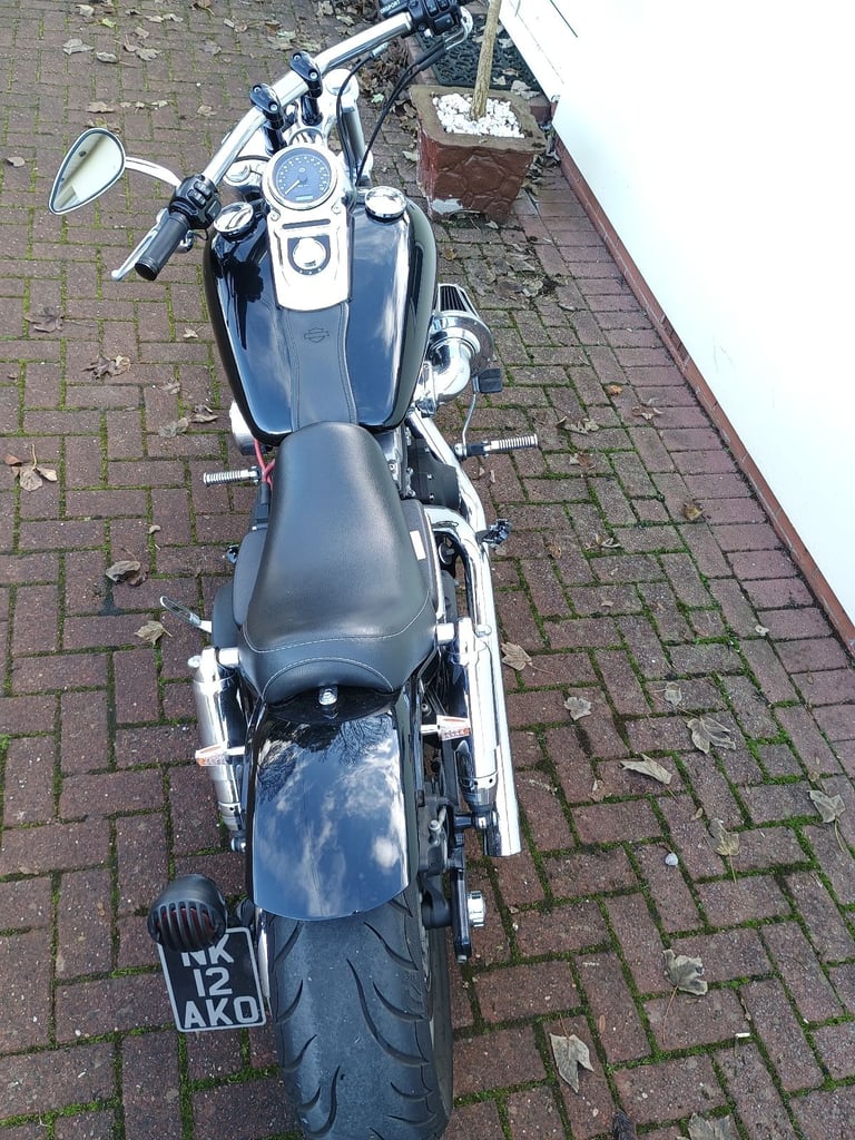 Harley-Davidson, DYNA FAT BOB, 2012, 1585 (cc)