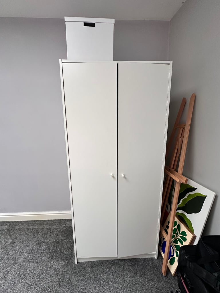 Wardrobe kleppstad ikea 