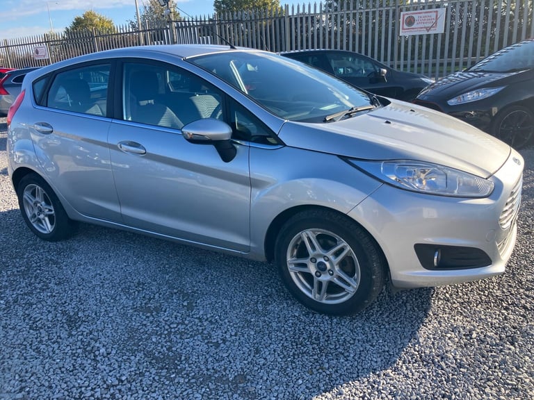 2014 Ford Fiesta 1.25 82 Zetec 5dr HATCHBACK PETROL Manual
