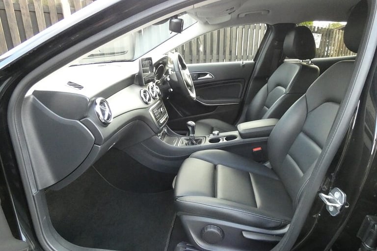 2019 Mercedes-Benz GLA GLA200 Sport SUV Petrol Manual