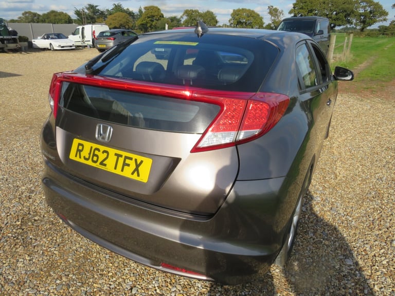 2013 Honda Civic 1.8 i-VTEC EX  EXCELLENT OVERALL CONDITION HATCHBACK Petrol Manual