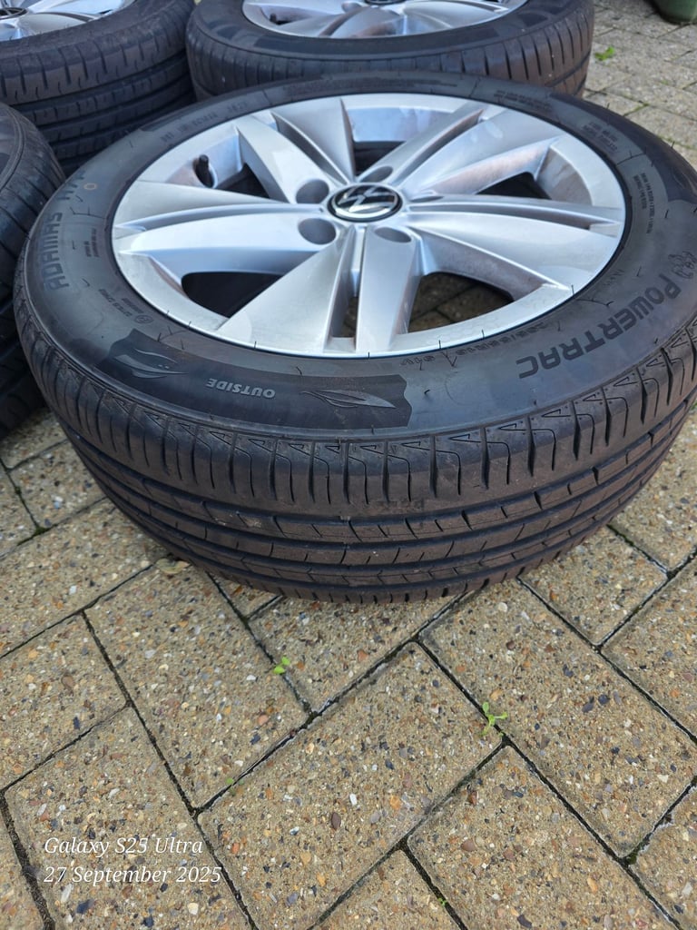 Vw golf wheels and tyres