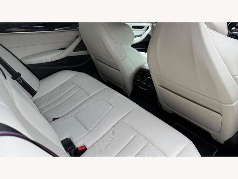 2019 BMW 5 Series 4.4 M5 Auto 4WD 4dr Saloon Petrol Automatic