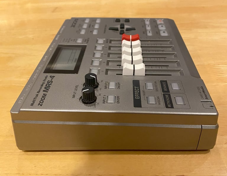 Zoom MRS-4 Portable Multi-Track Digital Recorder