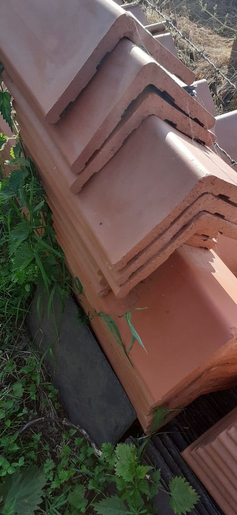 Bangor Blue Slates granite step scill roof ridge floor tiles chimney pot's brick reclaimed 