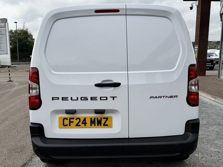 2024 Peugeot Partner Hdi 100ps 1000 Professional Euro 6 with Air Con, Cruise &amp; Rear Sensors P...