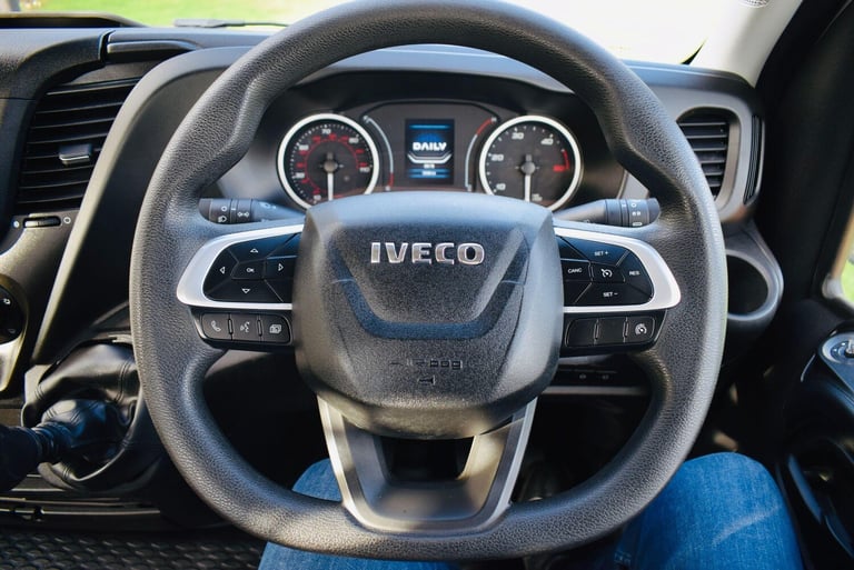 2023 Iveco Daily Tipper 14V 35C 3000 MWB Euro 6 4dr (DRW) CHASSIS CAB Diesel Manual