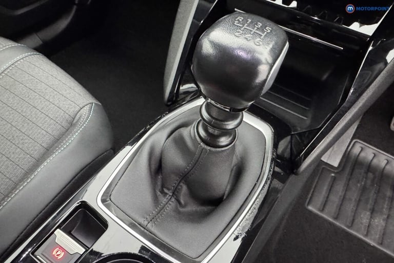 2022 Peugeot 2008 1.5 BlueHDi 110 Allure Premium 5dr HATCHBACK DIESEL Manual