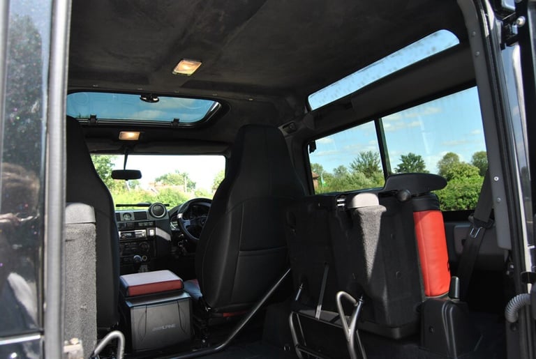 2015 Land Rover Defender XS Station Wagon TDCi [2.2] WINDOW VAN DIESEL Manual