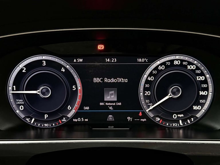 2017 Volkswagen Tiguan 2.0 TDI BlueMotion Tech SEL DSG 4Motion Euro 6 (s/s) 5dr SUV Diesel Automatic