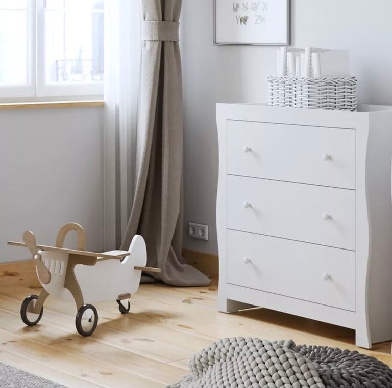 Little Acorns Traditional Sleigh Changing Table Dresser, White