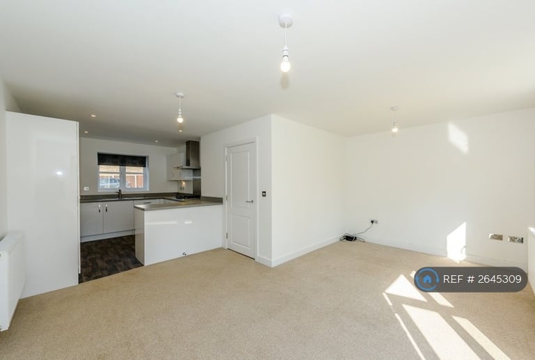 4 bedroom house in Aspen Close, Bolton, BL1 (4 bed) (#2645309)