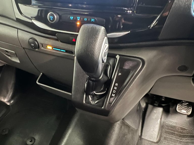 2024 Ford Transit 2.0 460 EcoBlue Trend Auto RWD L4 H3 Euro 6 (s/s) 5dr (17 Seat, DRW) Minibus Di...