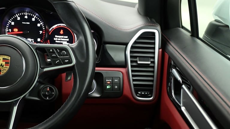 2022 Porsche Cayenne 3.0T V6 Platinum Edition TiptronicS 4WD Euro 6 (s/s) 5dr Coupe Petrol Automatic