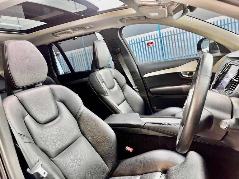 2023 Volvo XC90 2.0h T8 Recharge 18.8kWh Plus Auto 4WD Euro 6 (s/s) 5dr ESTATE Petrol/Electric Hy...