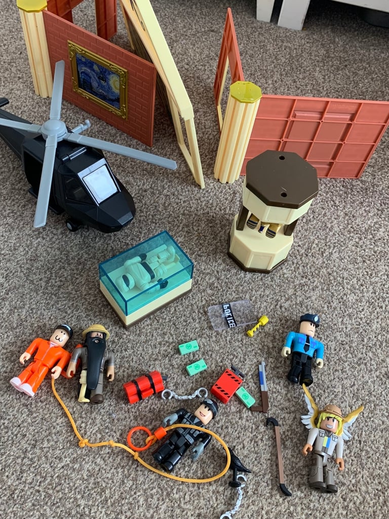 Roblox museum playset 