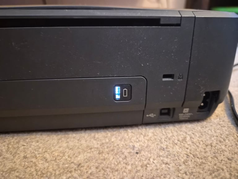 Mobile printer HP Officejet 250 (combined printer and scanner)