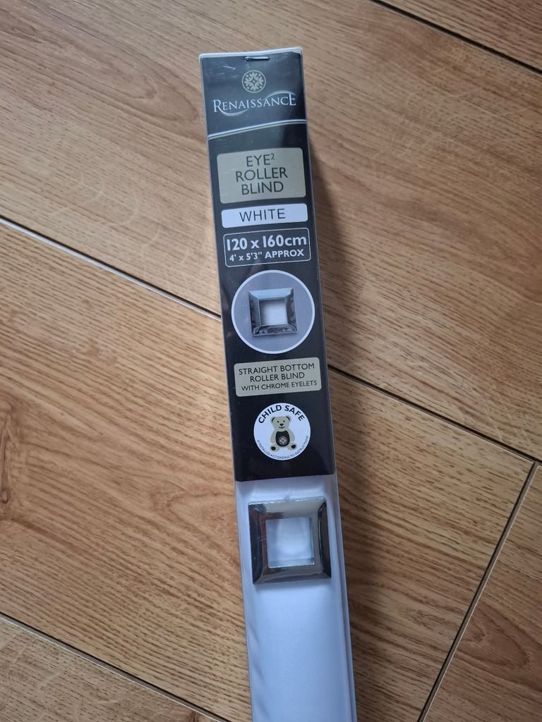 image for Renaissance eye roller blind , white