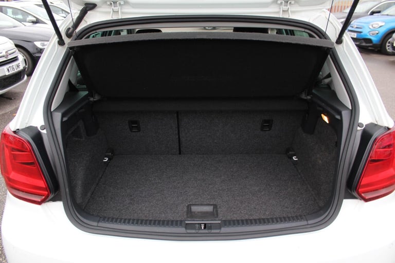 2016 Volkswagen Polo 1.2 TSI BlueMotion Tech Match Euro 6 (s/s) 5dr HATCHBACK Petrol Manual