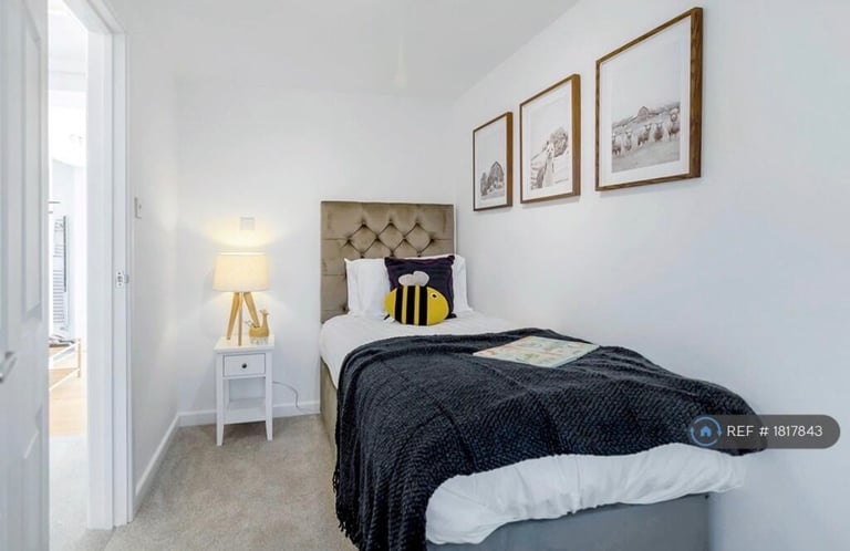 Fully furnished 3 bedroom annex available to rent immediately £1295