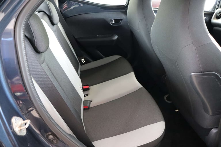 2016 Toyota AYGO 1.0 Aygo X-Play VVT-i CVT 5dr Hatchback Petrol Automatic