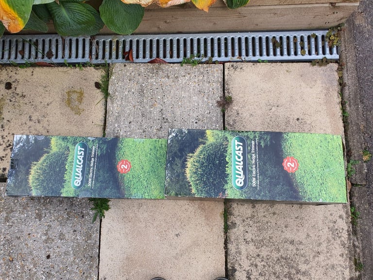 Qualcast hedge trimmer 