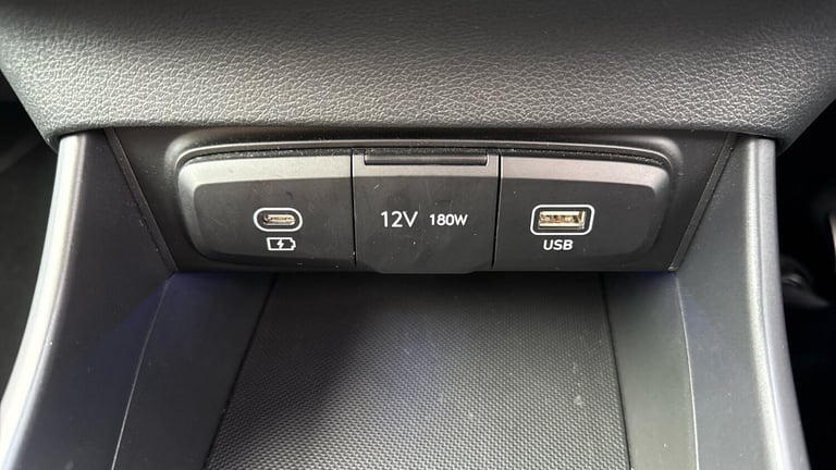 2024 Hyundai BAYON 1.0 TGDi Premium 5dr DCT Petrol Hatchback Hatchback Petrol Automatic