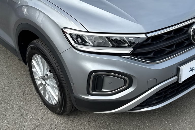 2023 Volkswagen T-Roc 1.5 TSI Life 5dr HATCHBACK PETROL Manual