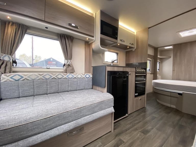 2023 SWIFT CELEBRATE GRANDE 4SB TOURING CARAVAN